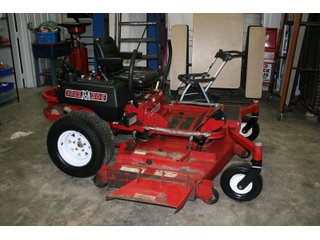 Property photo 177 - AREA FARMERS FARM EQUIPMENT AUCTION IN WHITLEY COUNTY, INDIANA