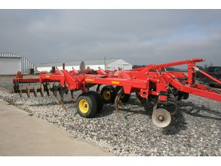 Property photo 78 - AREA FARMERS FARM EQUIPMENT AUCTION IN WHITLEY COUNTY, INDIANA