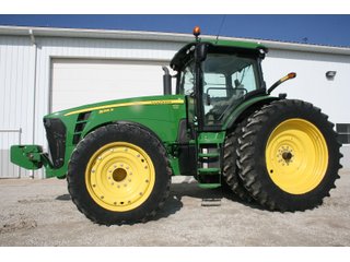 Property photo 1 - AREA FARMERS FARM EQUIPMENT AUCTION IN WHITLEY COUNTY, INDIANA