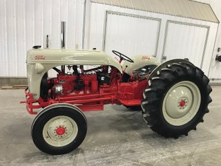 Property photo 15 - AREA FARMERS FARM EQUIPMENT AUCTION IN WHITLEY COUNTY, INDIANA