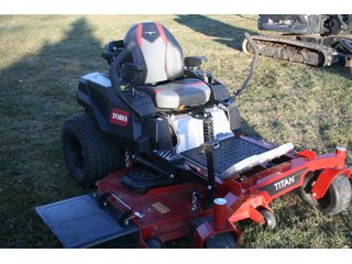 Property photo 223 - AREA FARMERS FARM EQUIPMENT AUCTION IN WHITLEY COUNTY, INDIANA