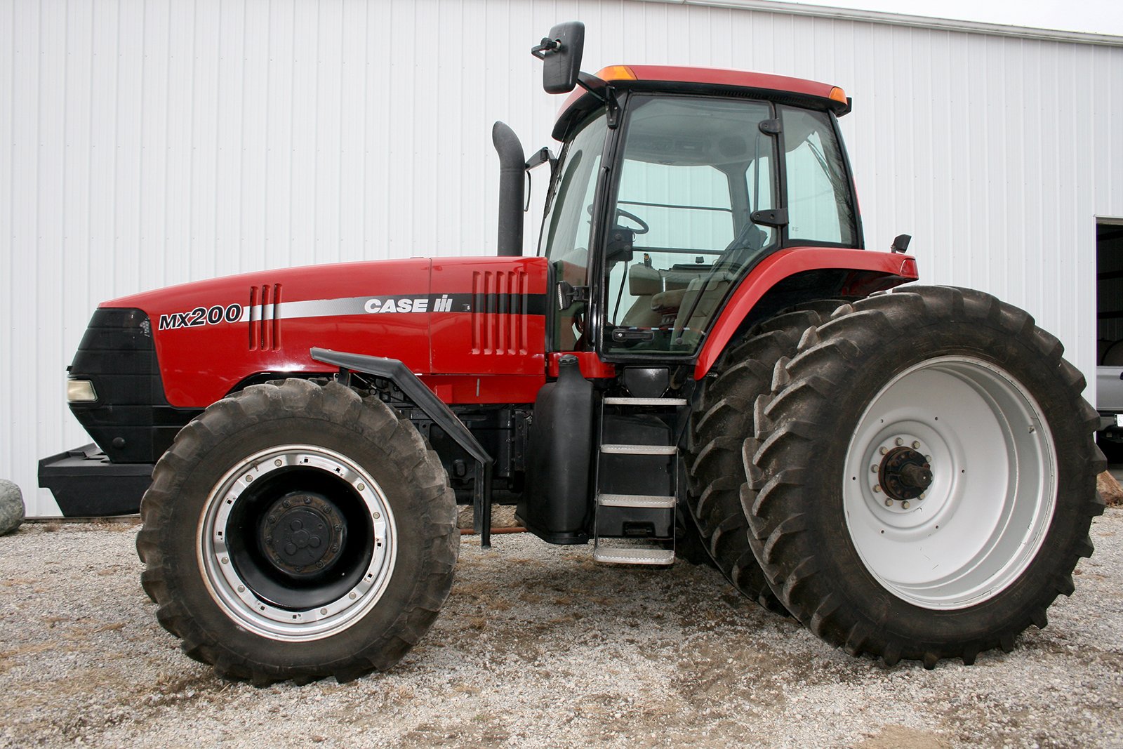 Property photo 3 - FARM EQUIPMENT AUCTION IN WHITLEY COUNTY, INDIANA