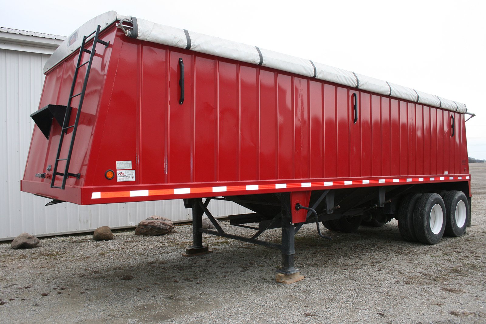 Property photo 13 - FARM EQUIPMENT AUCTION IN WHITLEY COUNTY, INDIANA