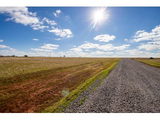 Property photo 9 - TIMED ONLINE REAL ESTATE - PREMIER SMALL ACREAGE BUILDING SITES - WOLF CREEK ESTATES IN KINGFISHER COUNTY, OKLAHOMA