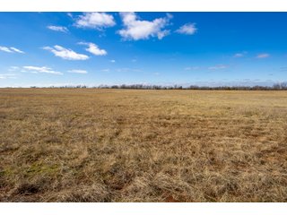 Property photo 16 - TIMED ONLINE REAL ESTATE - PREMIER SMALL ACREAGE BUILDING SITES - WOLF CREEK ESTATES IN KINGFISHER COUNTY, OKLAHOMA