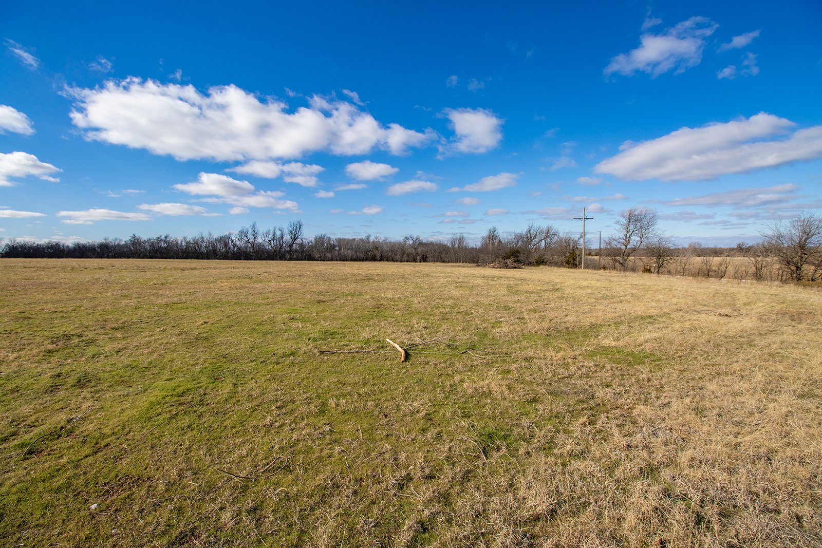 Property photo 2 - TIMED ONLINE REAL ESTATE - PREMIER SMALL ACREAGE BUILDING SITES - WOLF CREEK ESTATES IN KINGFISHER COUNTY, OKLAHOMA