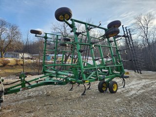 Property photo 19 - FARM EQUIPMENT AUCTION IN CLAYTON COUNTY, IOWA