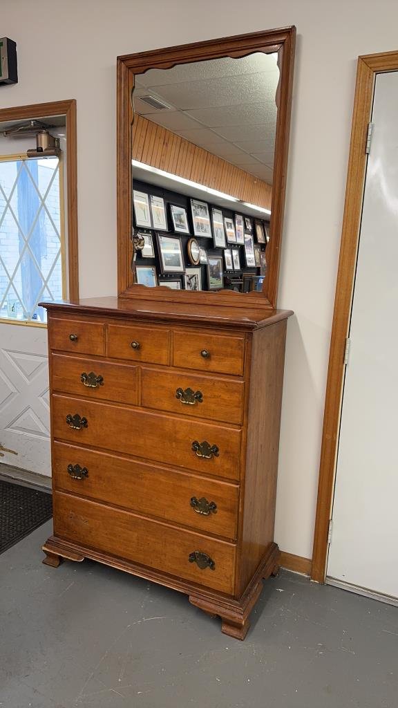 Property photo 20 - AREA COLLECTORS FURNITURE, ANTIQUES, FISHING & MORE - ALLEN COUNTY, INDIANA