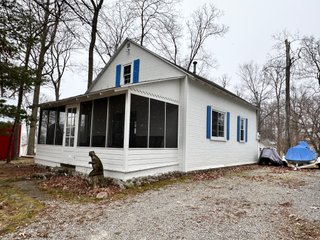 Property photo 6 - REAL ESTATE AUCTION - HOME OFFERED IN 1 TRACT IN LAGRANGE COUNTY, INDIANA