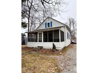 Property photo 8 - REAL ESTATE AUCTION - HOME OFFERED IN 1 TRACT IN LAGRANGE COUNTY, INDIANA