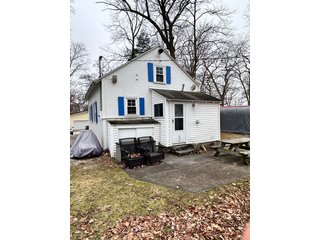 Property photo 10 - REAL ESTATE AUCTION - HOME OFFERED IN 1 TRACT IN LAGRANGE COUNTY, INDIANA