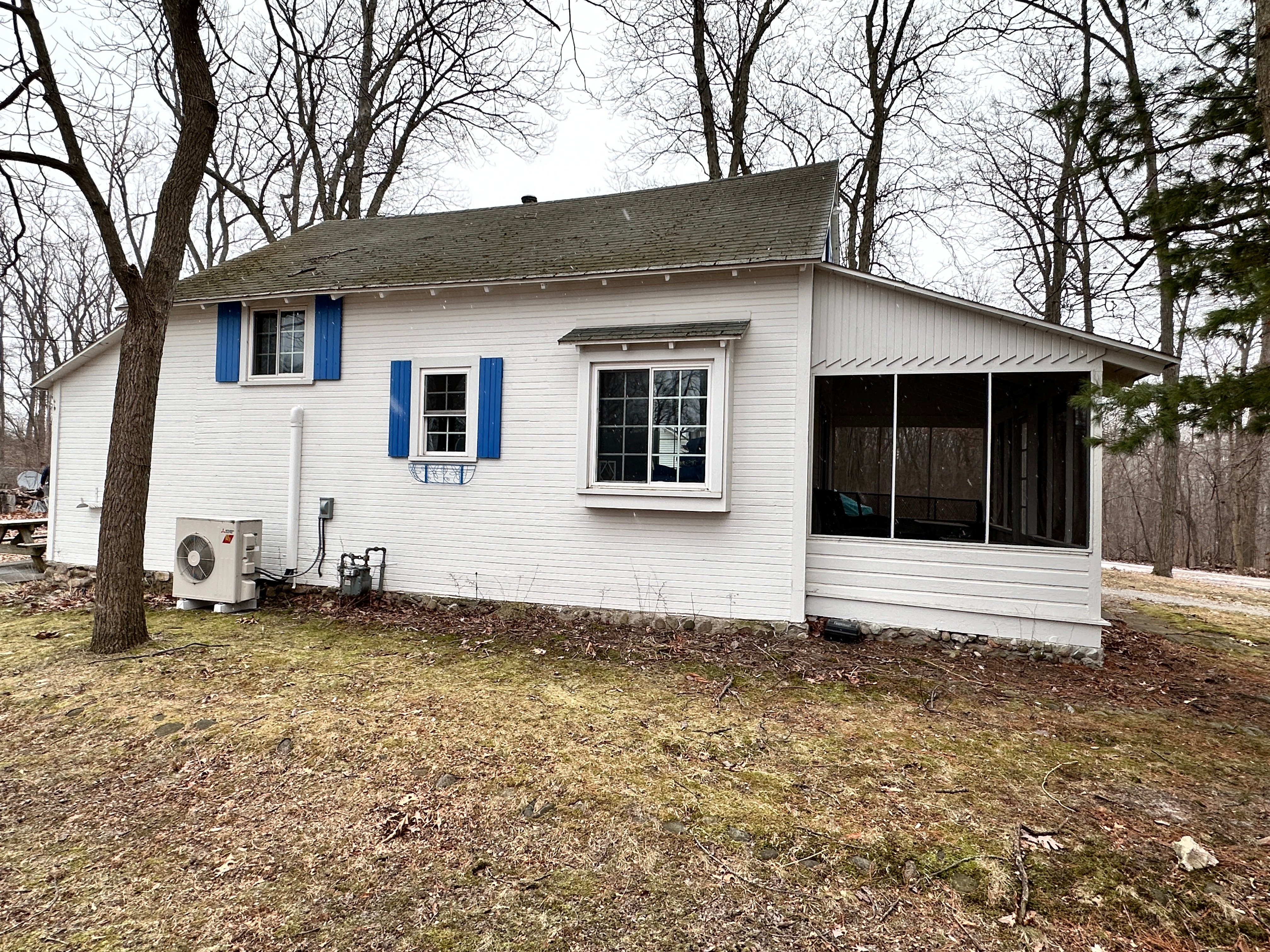 Property photo 13 - REAL ESTATE AUCTION - HOME OFFERED IN 1 TRACT IN LAGRANGE COUNTY, INDIANA