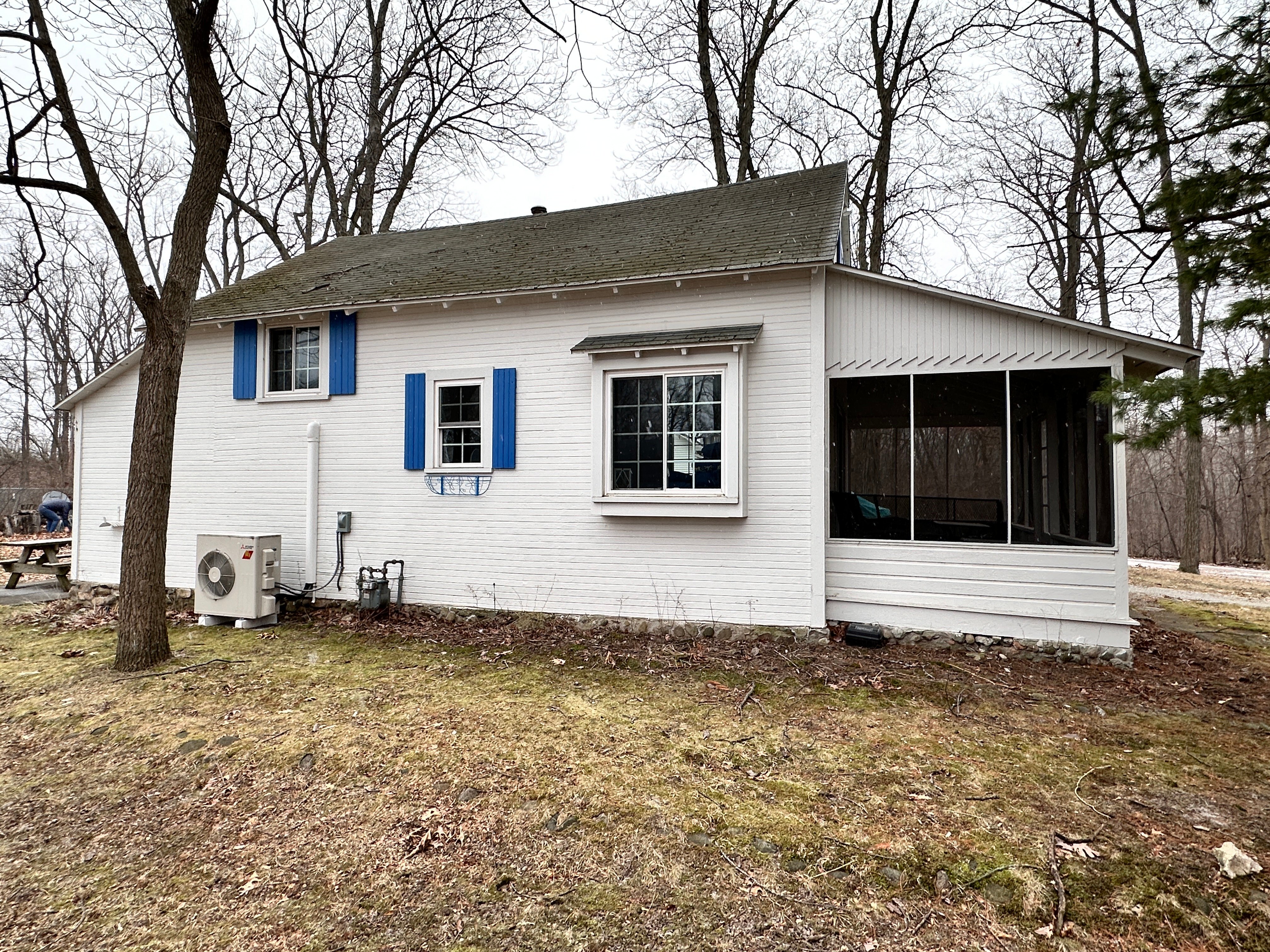 Property photo 14 - REAL ESTATE AUCTION - HOME OFFERED IN 1 TRACT IN LAGRANGE COUNTY, INDIANA