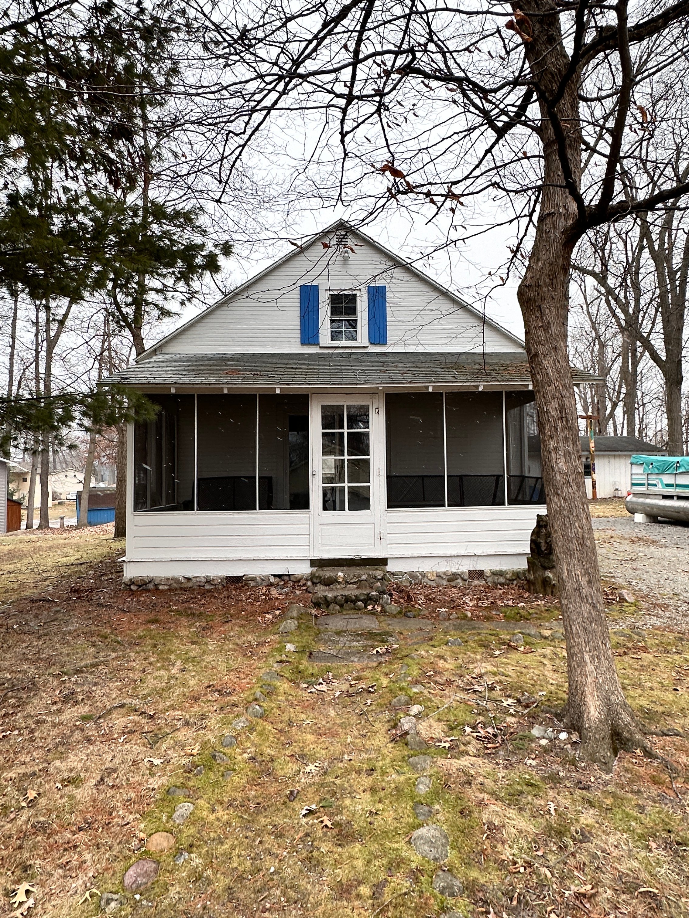 Property photo 15 - REAL ESTATE AUCTION - HOME OFFERED IN 1 TRACT IN LAGRANGE COUNTY, INDIANA