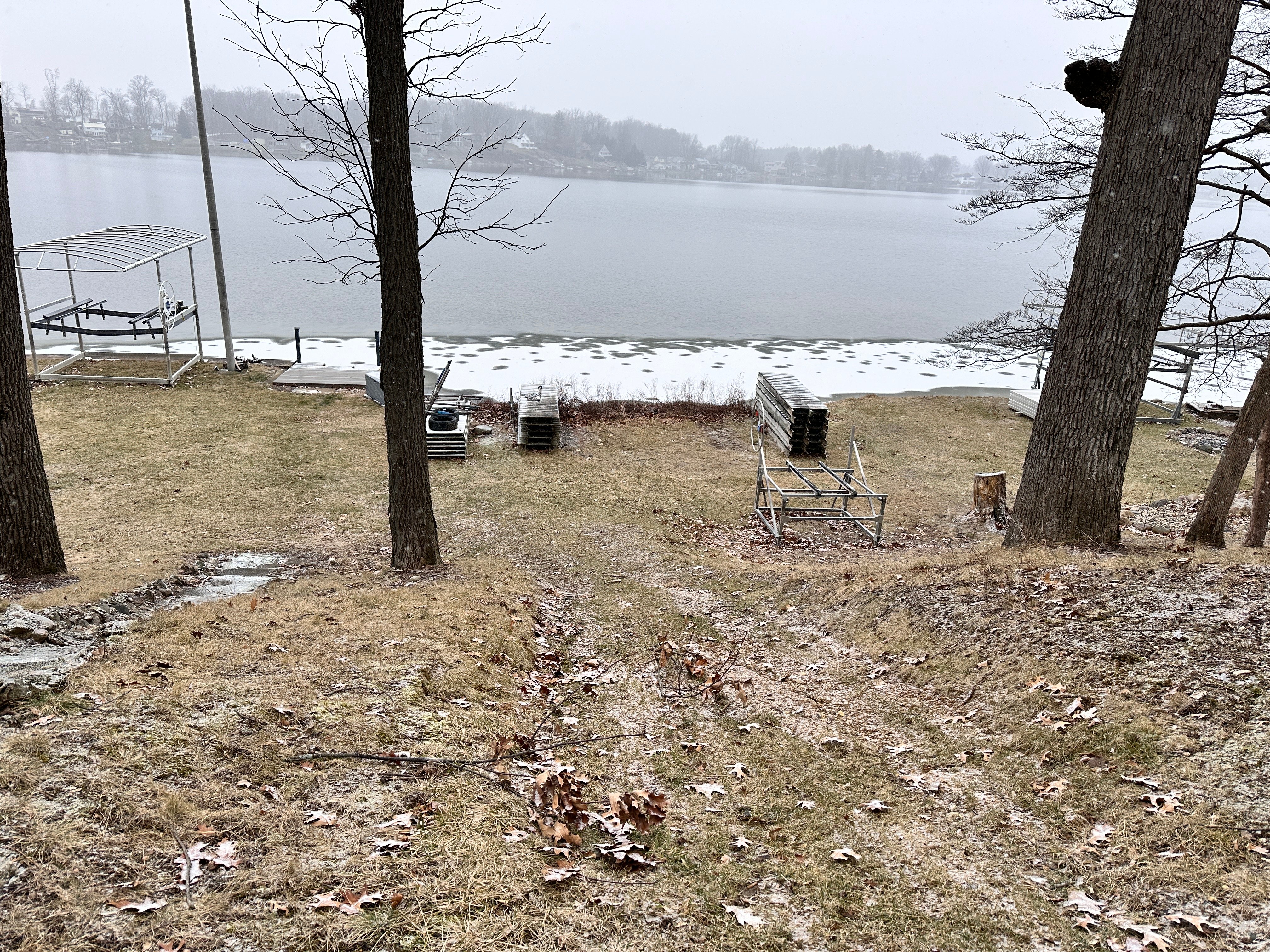 Property photo 32 - REAL ESTATE AUCTION - HOME OFFERED IN 1 TRACT IN LAGRANGE COUNTY, INDIANA