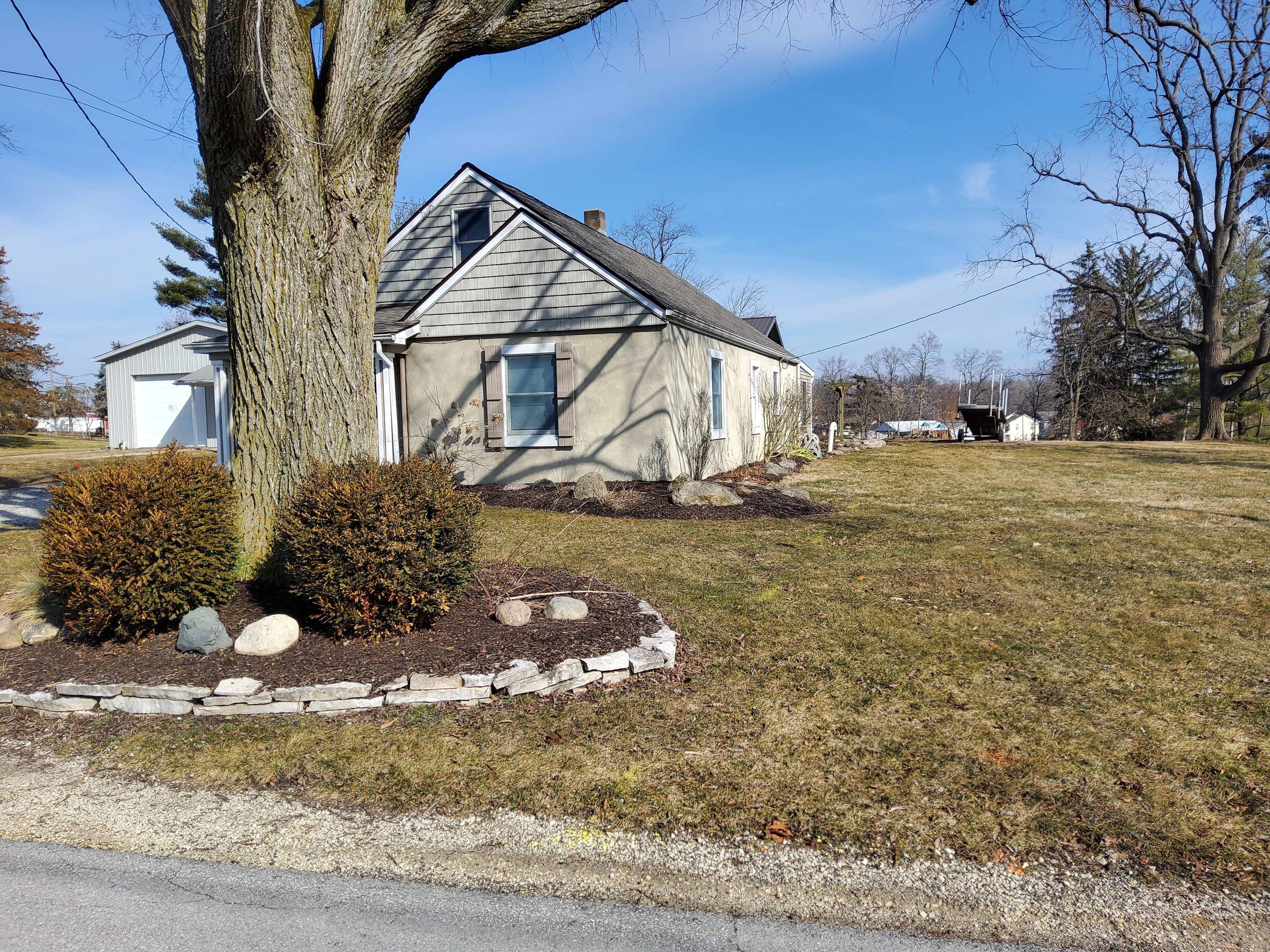 Property photo 4 - REAL ESTATE AUCTION - HOME OFFERED IN 2 TRACTS IN WHITLEY COUNTY, INDIANA