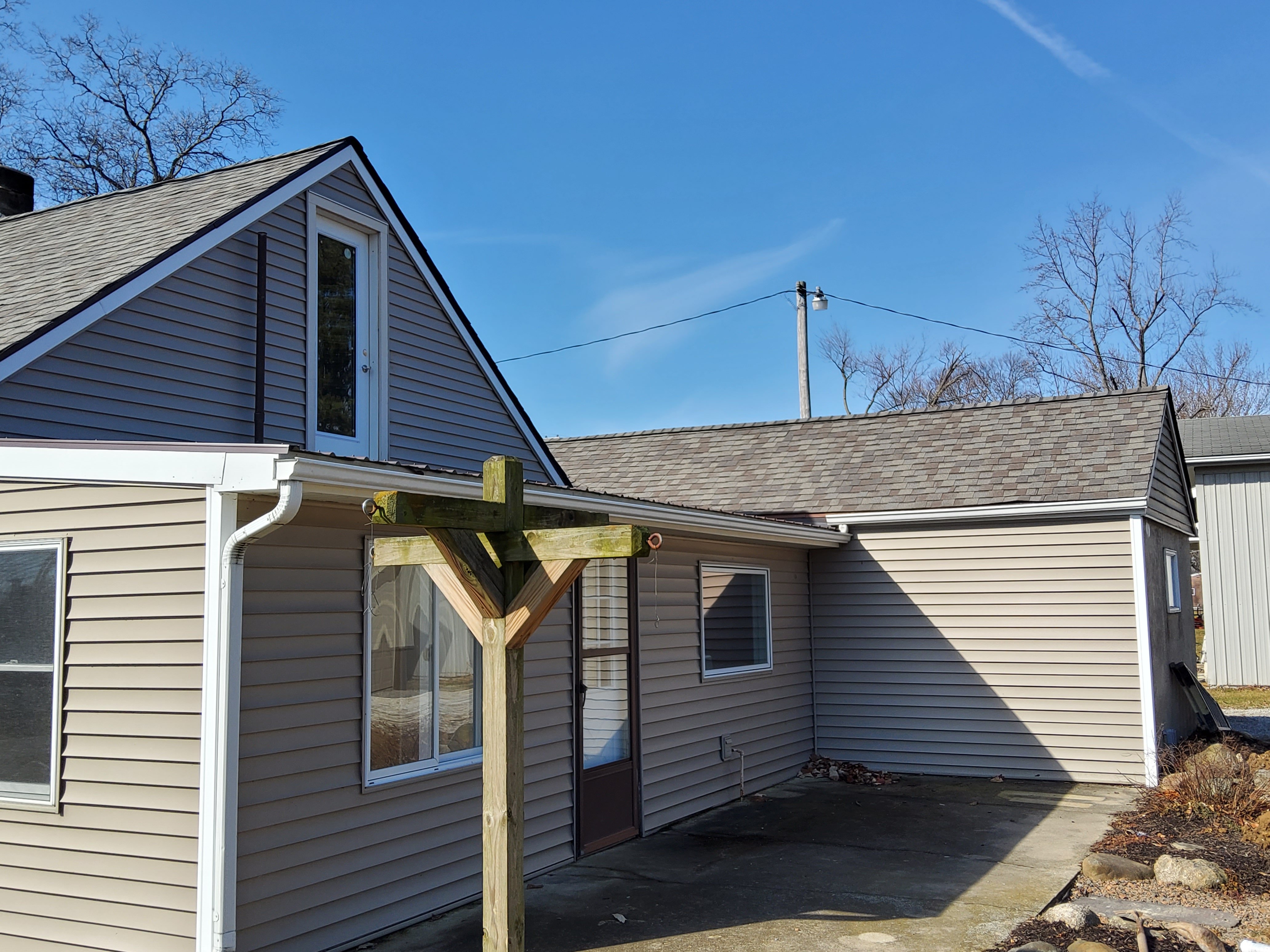 Property photo 15 - REAL ESTATE AUCTION - HOME OFFERED IN 2 TRACTS IN WHITLEY COUNTY, INDIANA