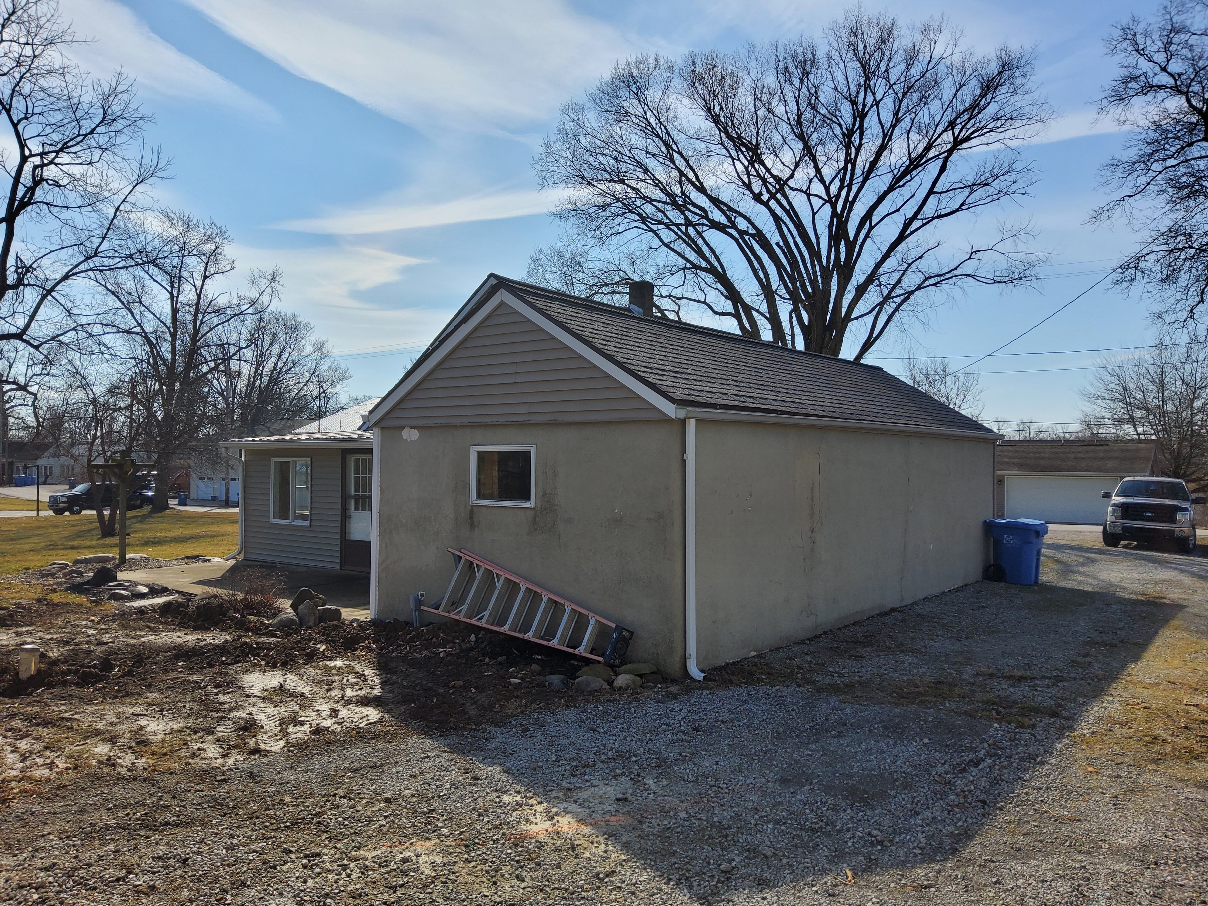 Property photo 25 - REAL ESTATE AUCTION - HOME OFFERED IN 2 TRACTS IN WHITLEY COUNTY, INDIANA