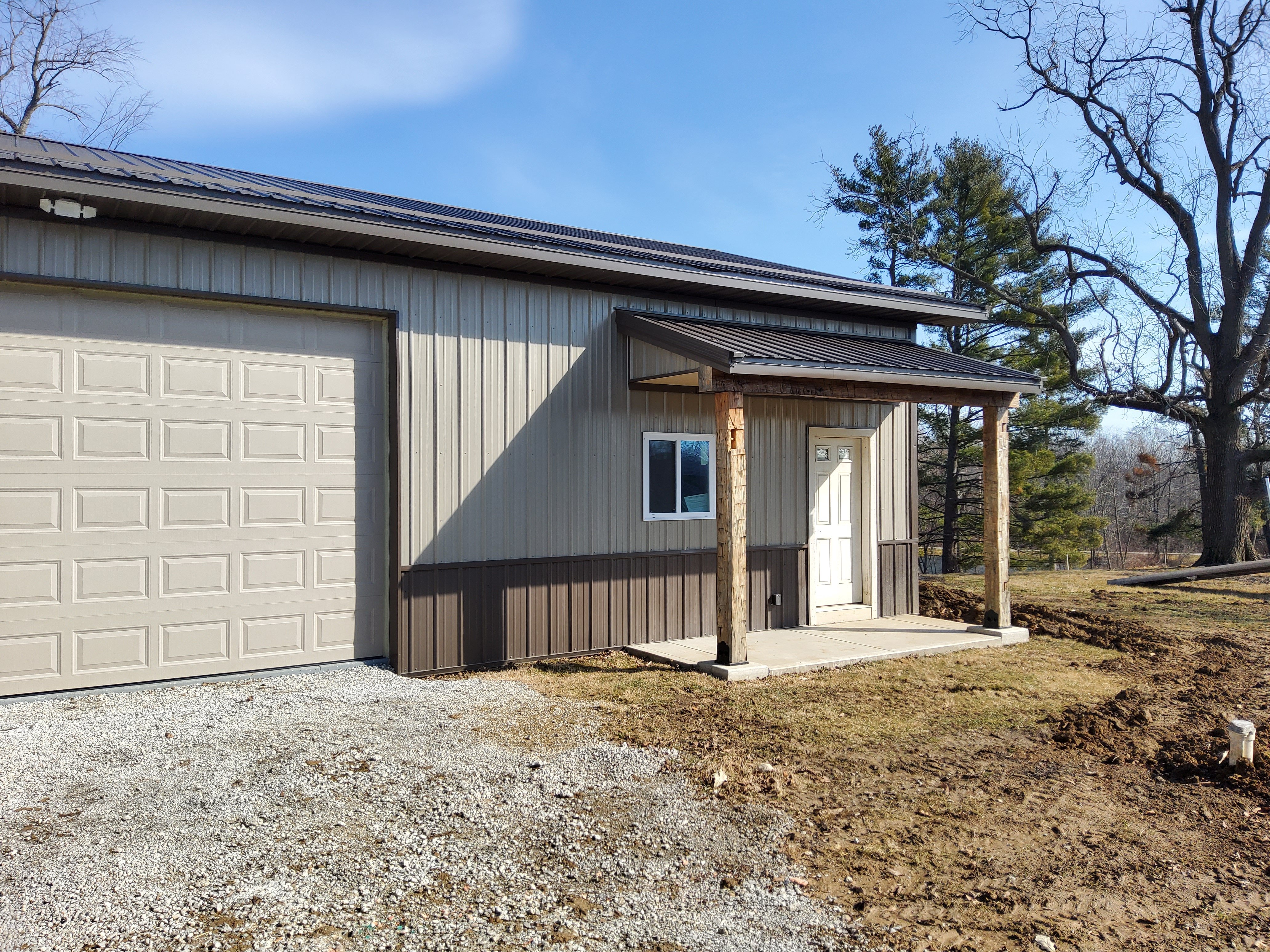 Property photo 26 - REAL ESTATE AUCTION - HOME OFFERED IN 2 TRACTS IN WHITLEY COUNTY, INDIANA