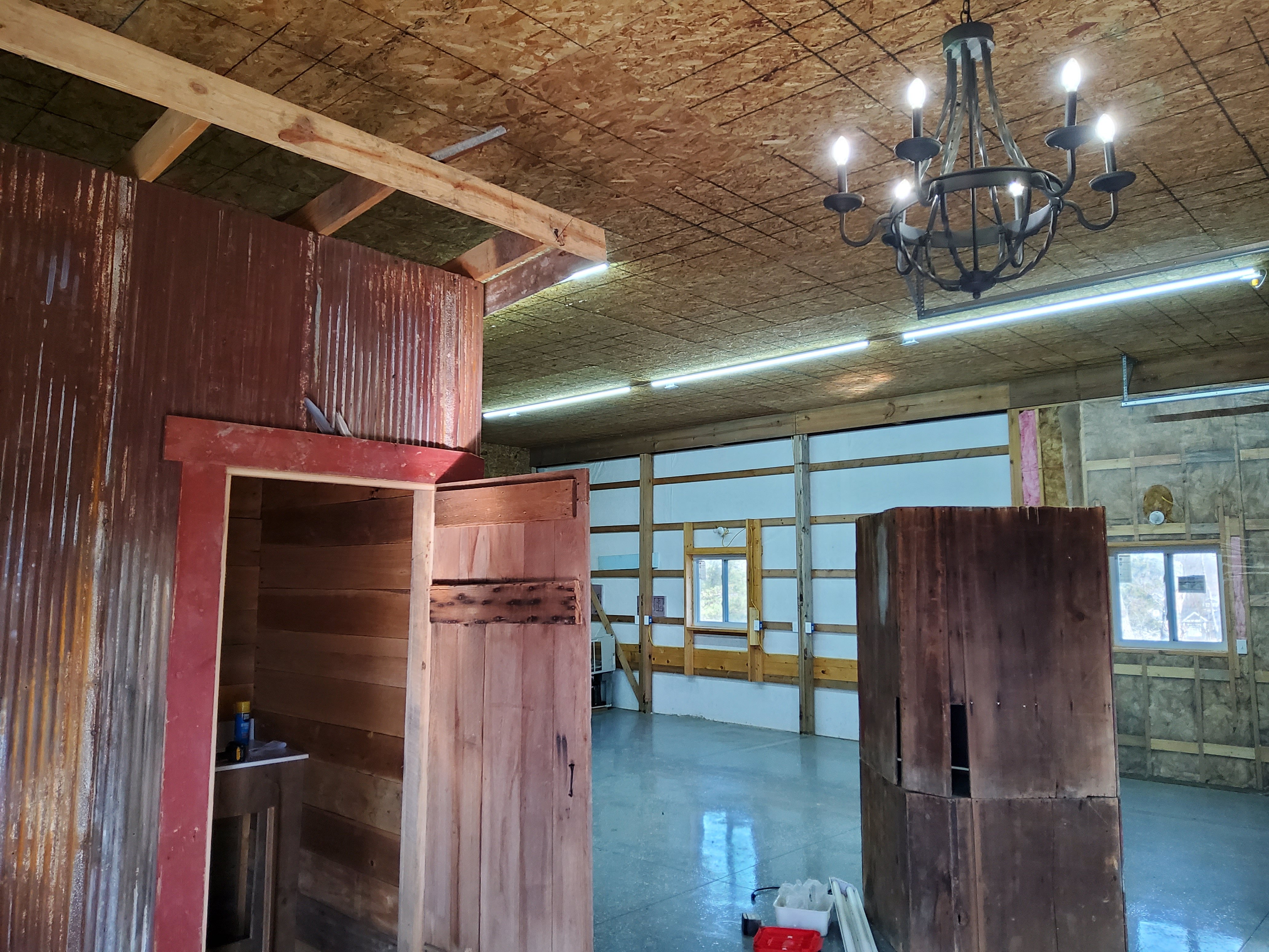Property photo 30 - REAL ESTATE AUCTION - HOME OFFERED IN 2 TRACTS IN WHITLEY COUNTY, INDIANA