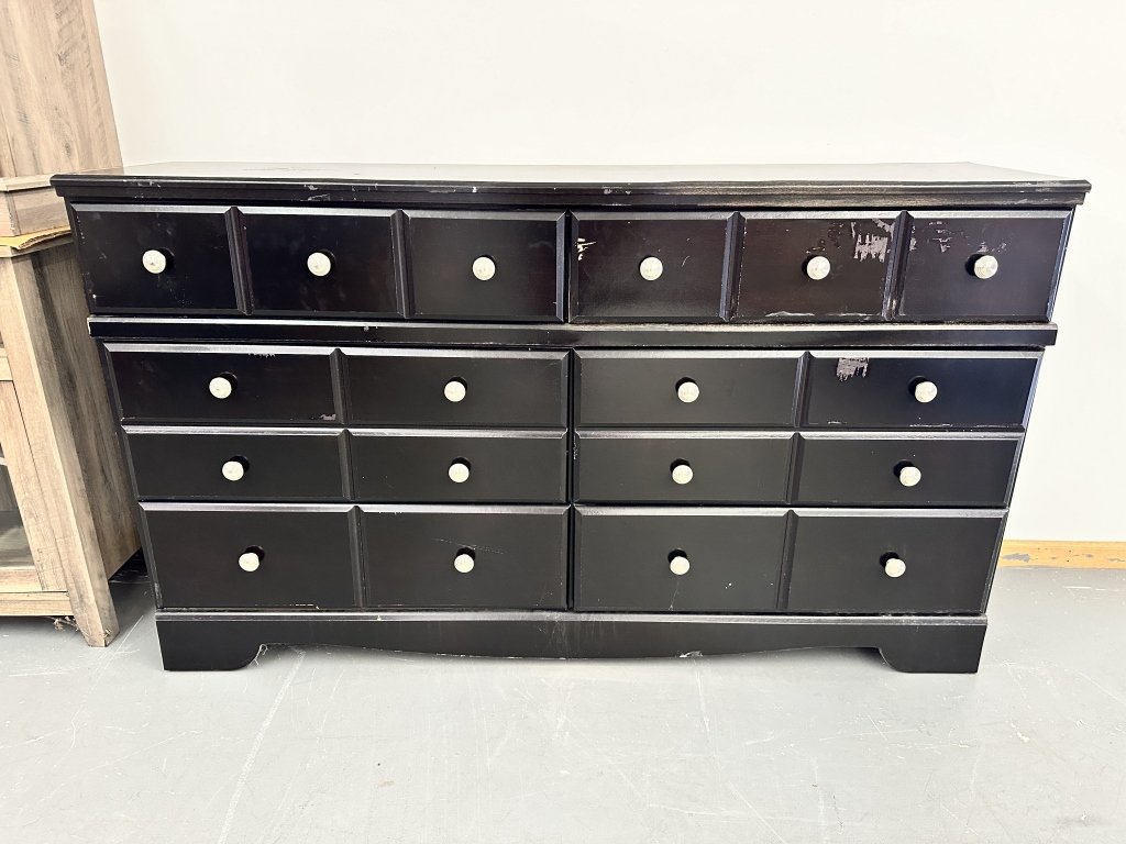 Property photo 53 - TIMED ONLINE March Consignment & Overstock Auction - ALLEN COUNTY, INDIANA
