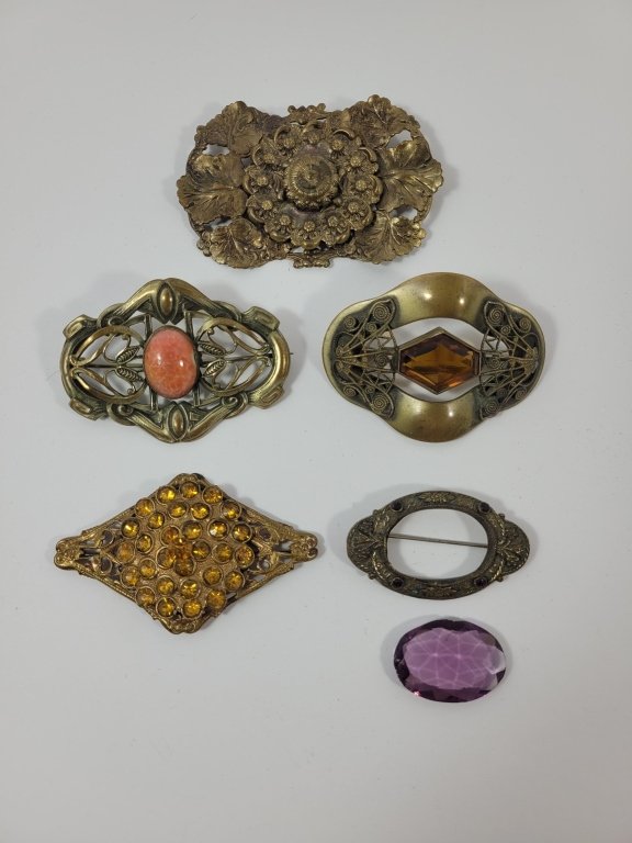 Property photo 24 - TIMED ONLINE MAJOR JEWELRY-BEADED PURSE AND HANDBAG AUCTION - ALLEN COUNTY, INDIANA