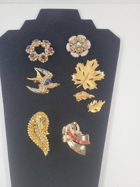 Property photo 12 - TIMED ONLINE MAJOR JEWELRY-BEADED PURSE AND HANDBAG AUCTION - ALLEN COUNTY, INDIANA