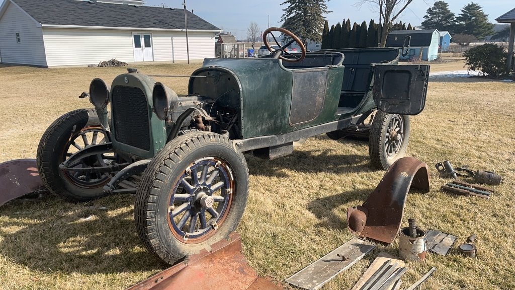 Property photo 1 - TIMED ONLINE ONLY PERSONAL PROPERTY AUCTION IN ALLEN COUNTY, INDIANA