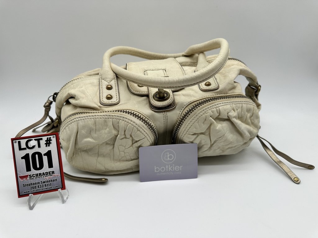 Property photo 4 - TIMED ONLINE - Luxury Jewelry, Burberry & Purses IN ALLEN COUNTY, INDIANA