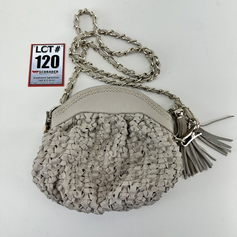 Property photo 20 - TIMED ONLINE - Luxury Jewelry, Burberry & Purses IN ALLEN COUNTY, INDIANA