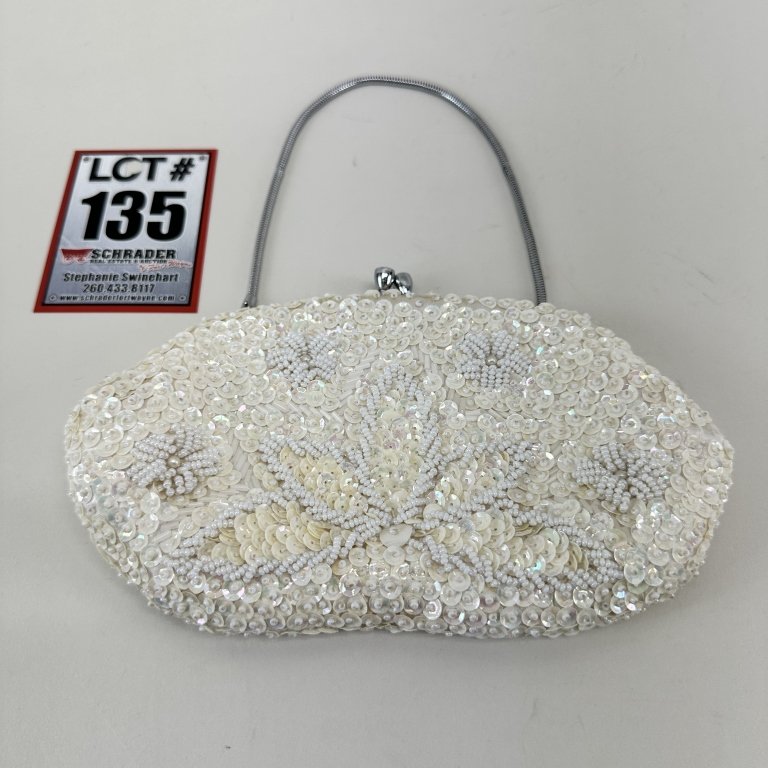 Property photo 29 - TIMED ONLINE - Luxury Jewelry, Burberry & Purses IN ALLEN COUNTY, INDIANA