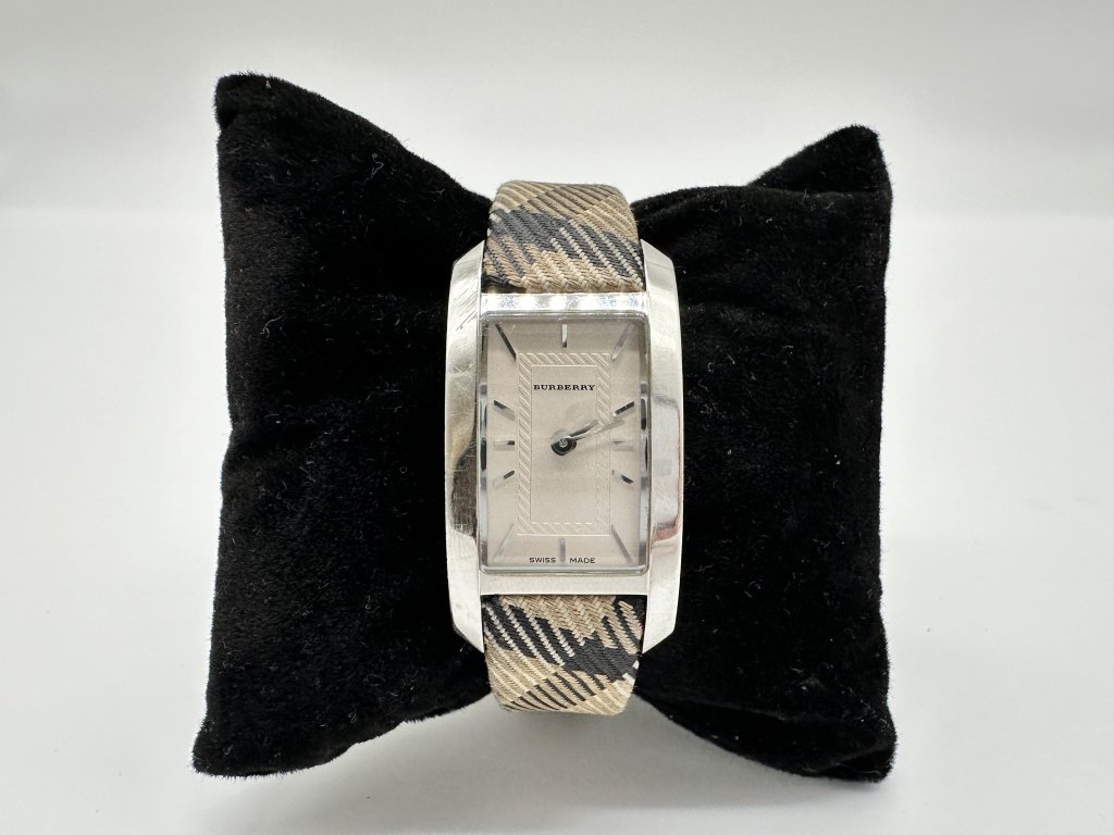Property photo 67 - TIMED ONLINE - Luxury Jewelry, Burberry & Purses IN ALLEN COUNTY, INDIANA