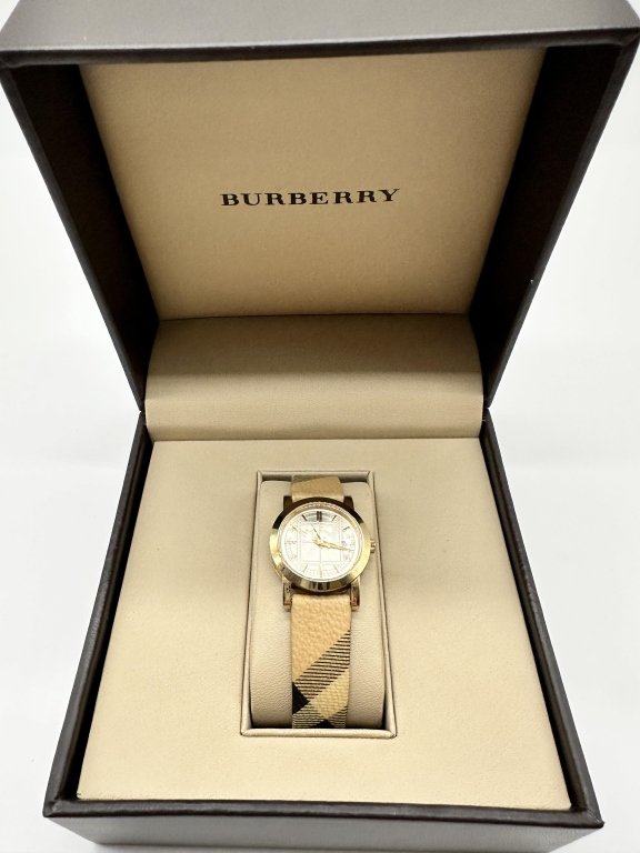 Property photo 68 - TIMED ONLINE - Luxury Jewelry, Burberry & Purses IN ALLEN COUNTY, INDIANA