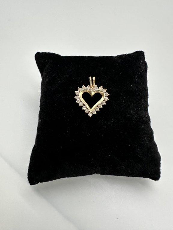 Property photo 78 - TIMED ONLINE - Luxury Jewelry, Burberry & Purses IN ALLEN COUNTY, INDIANA