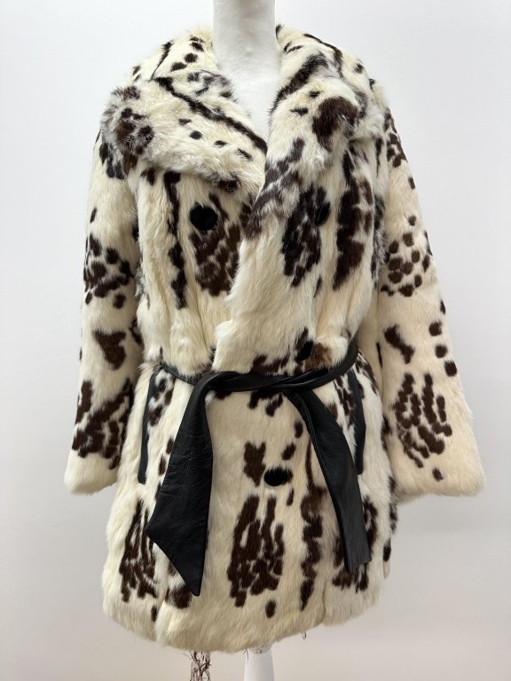 Property photo 31 - TIMED ONLINE Women's Clothing, 925, Sterling, Costume & Jewelry Auction IN ALLEN COUNTY, INDIANA
