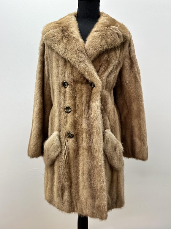 Property photo 16 - TIMED ONLINE Women's Clothing, 925, Sterling, Costume & Jewelry Auction IN ALLEN COUNTY, INDIANA