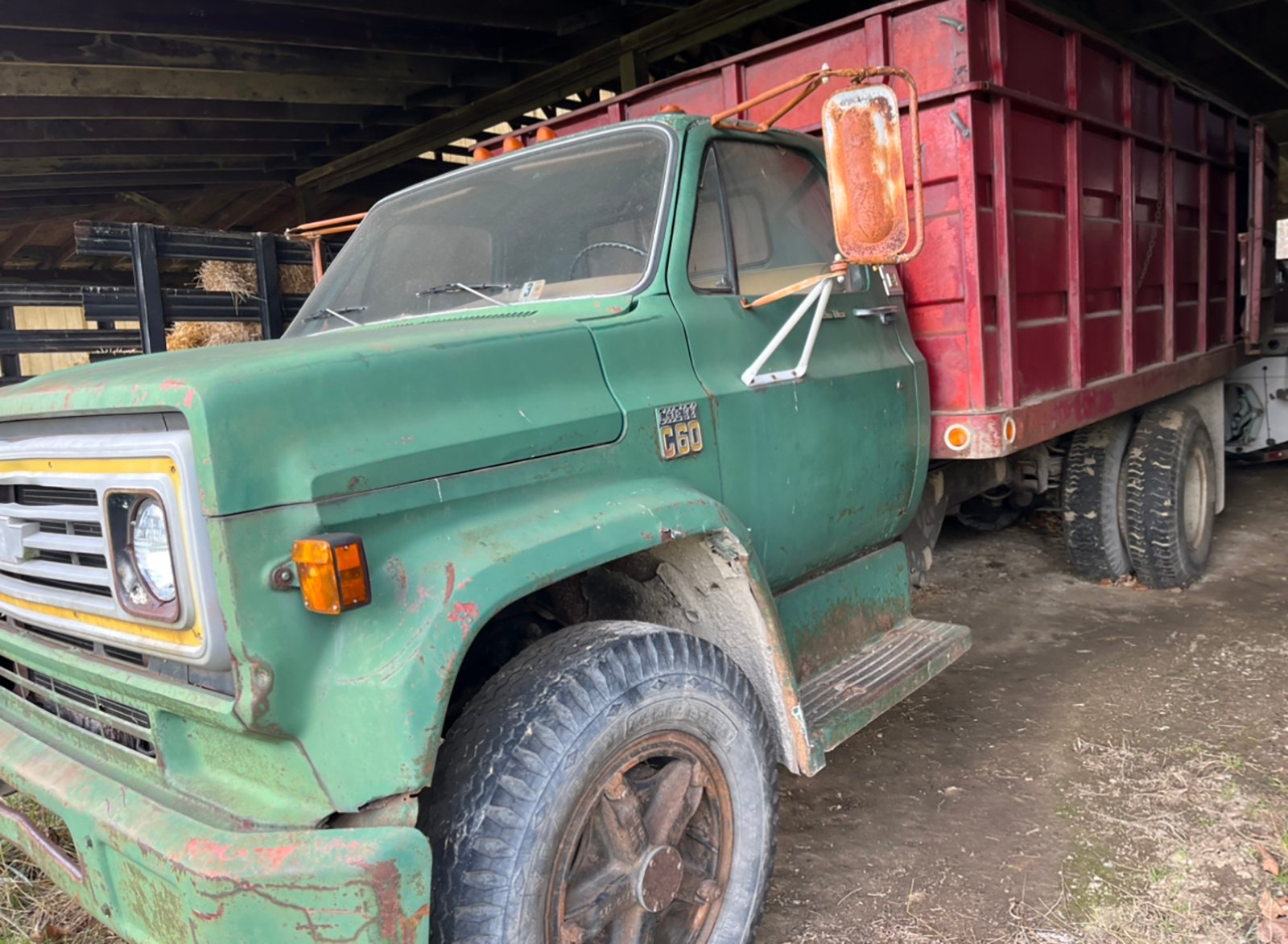 Property photo 9 - LAKE FARM EQUIPMENT AUCTION IN BUTLER COUNTY, OHIO