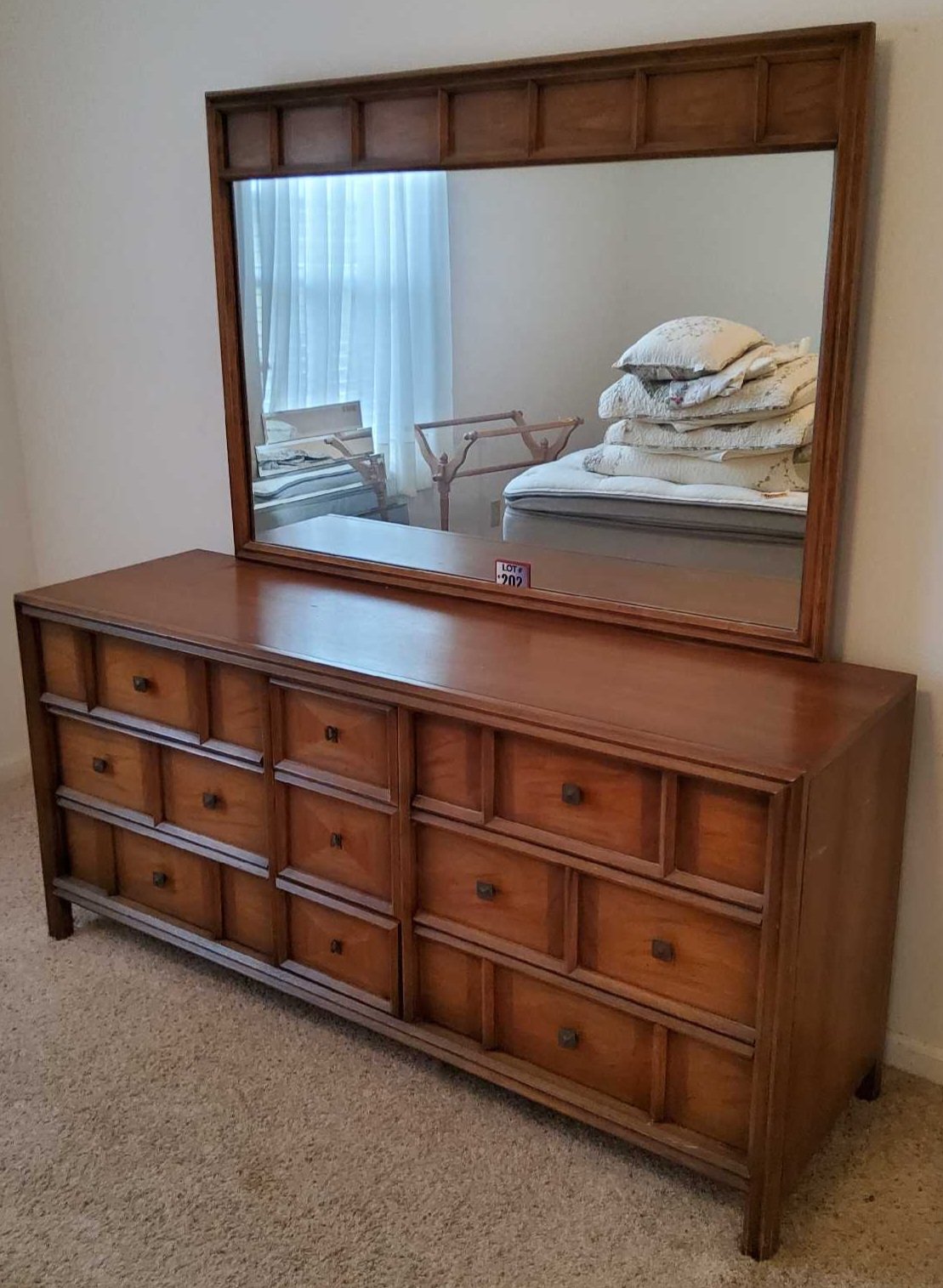Property photo 8 - TIMED ONLINE ONLY PERSONAL PROPERTY AUCTION IN WHITLEY COUNTY, INDIANA