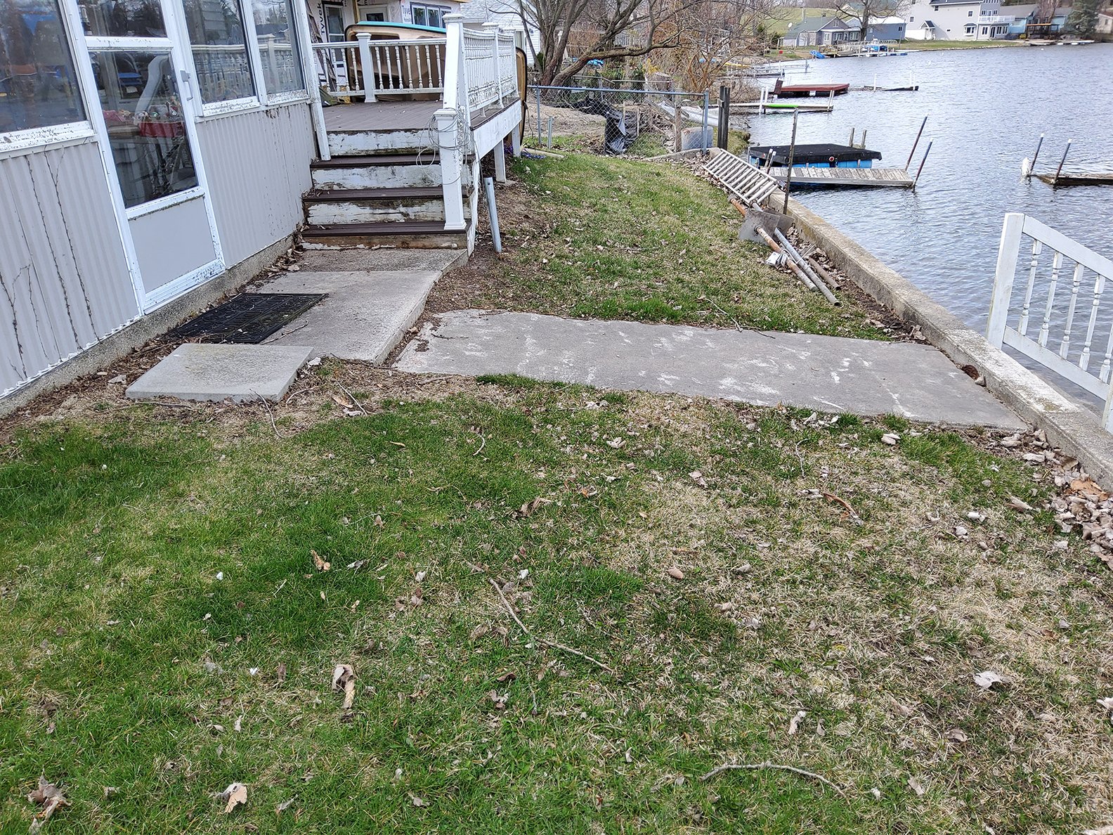 Property photo 21 - **SOLD BEFORE AUCTION** TIMED ONLINE ONLY REAL ESTATE AUCTION - LAKE FRONT HOME ON LOON LAKE IN WHITLEY COUNTY, INDIANA