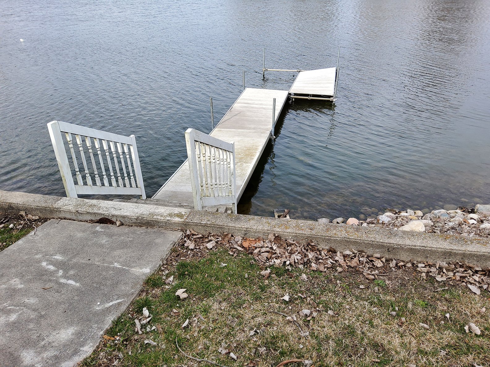 Property photo 23 - **SOLD BEFORE AUCTION** TIMED ONLINE ONLY REAL ESTATE AUCTION - LAKE FRONT HOME ON LOON LAKE IN WHITLEY COUNTY, INDIANA