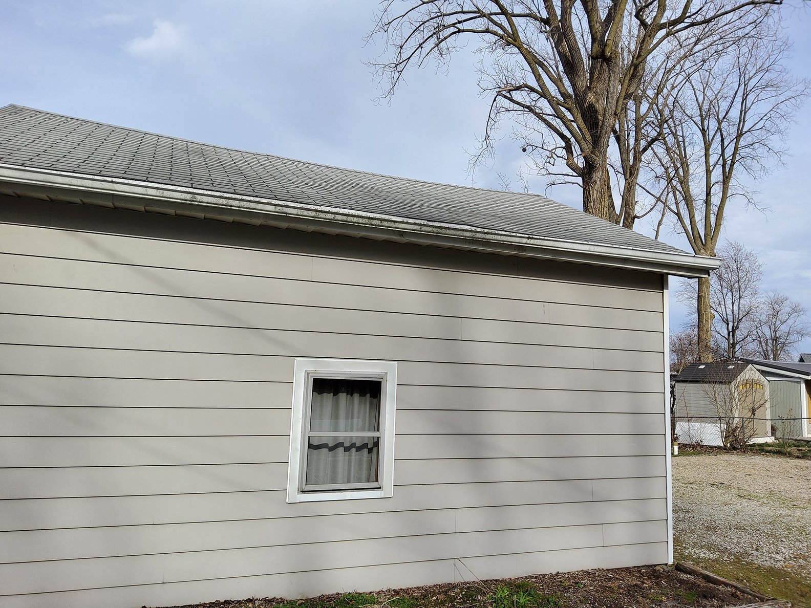 Property photo 37 - **SOLD BEFORE AUCTION** TIMED ONLINE ONLY REAL ESTATE AUCTION - LAKE FRONT HOME ON LOON LAKE IN WHITLEY COUNTY, INDIANA