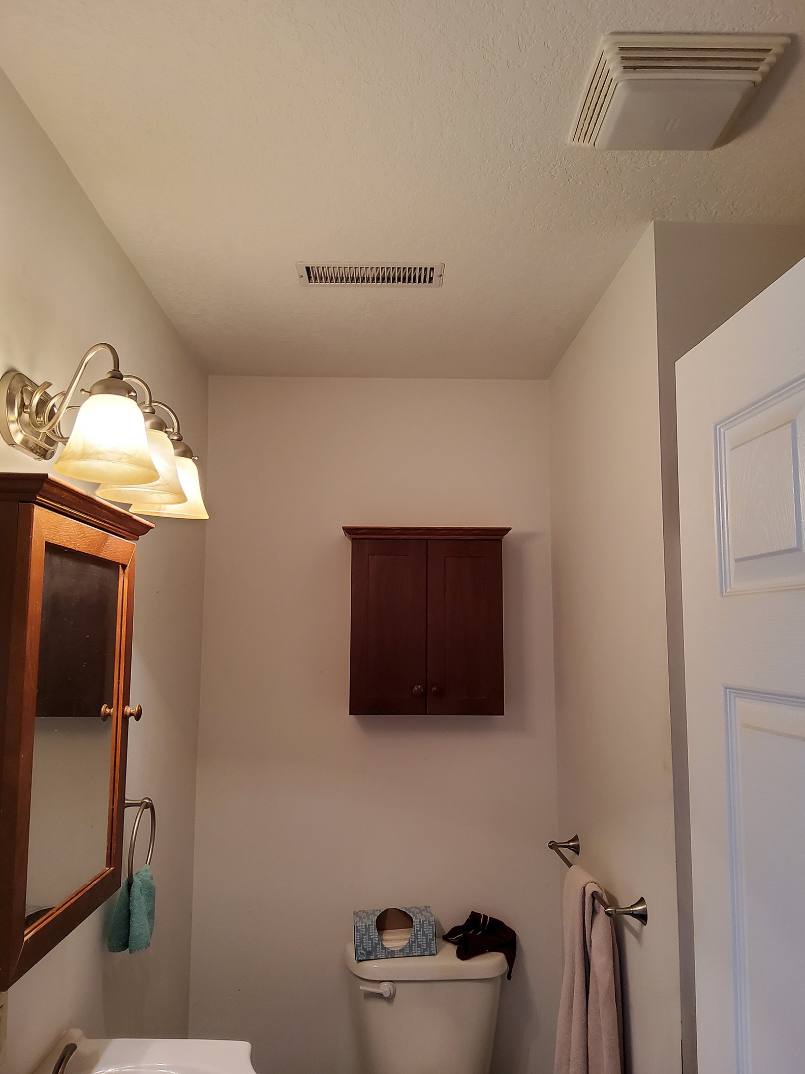 Property photo 47 - **SOLD BEFORE AUCTION** TIMED ONLINE ONLY REAL ESTATE AUCTION - LAKE FRONT HOME ON LOON LAKE IN WHITLEY COUNTY, INDIANA