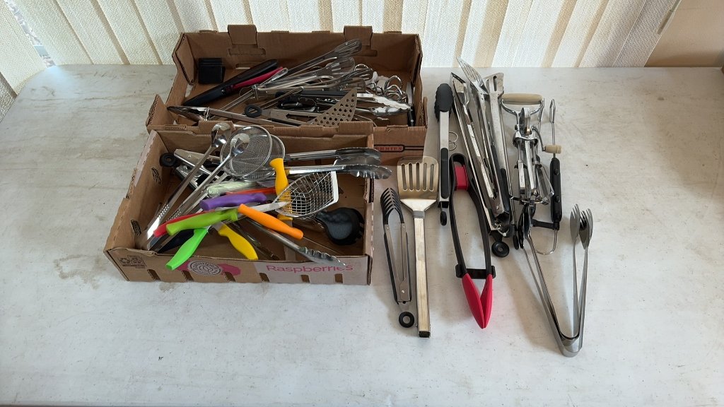 Property photo 430 - TIMED ONLINE ONLY PERSONAL PROPERTY AUCTION IN STEUBEN COUNTY, INDIANA