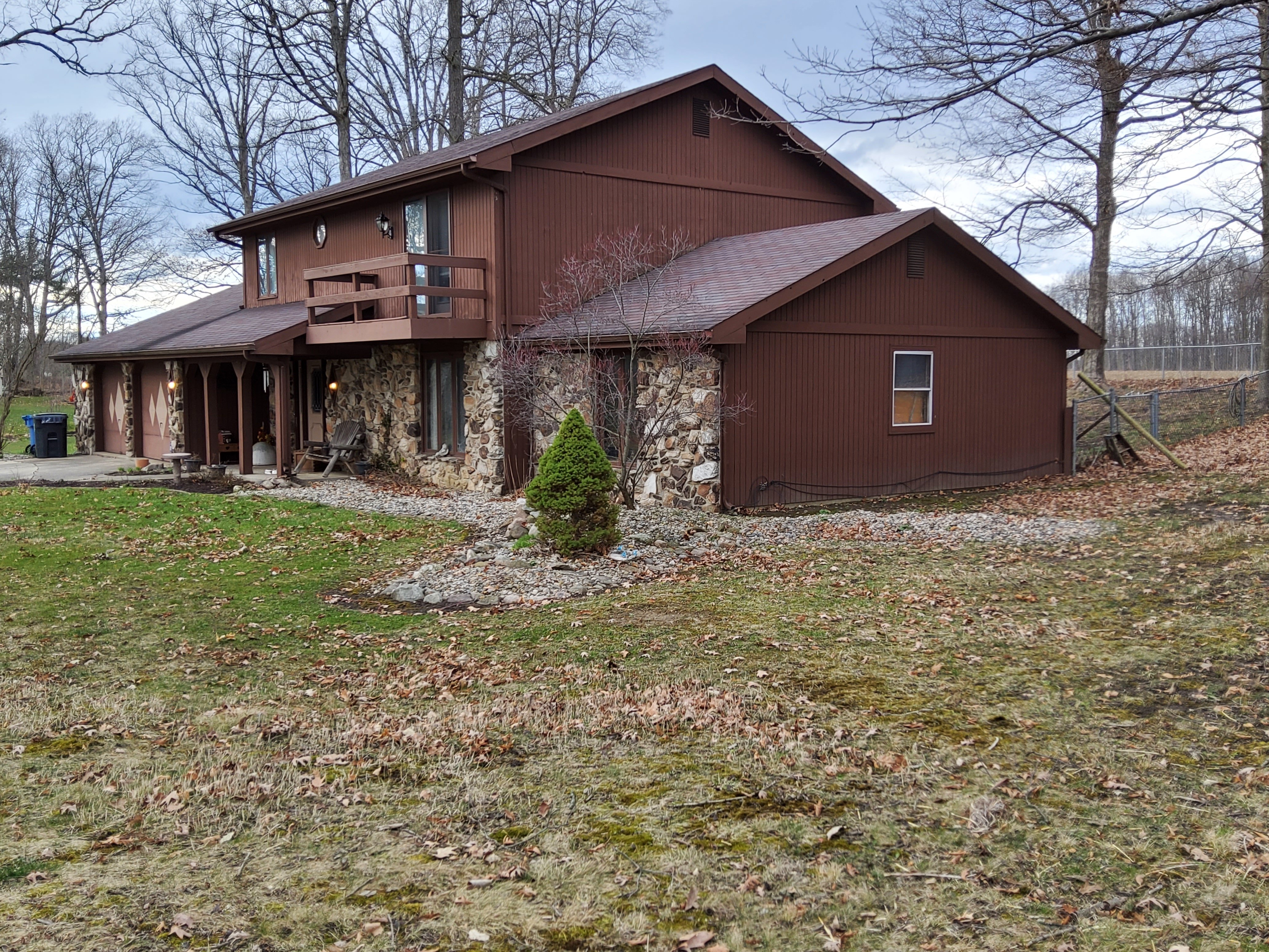 Property photo 4 - REAL ESTATE AUCTION - 2+/- ACRES OFFERED IN 1 TRACT IN WHITLEY COUNTY, INDIANA