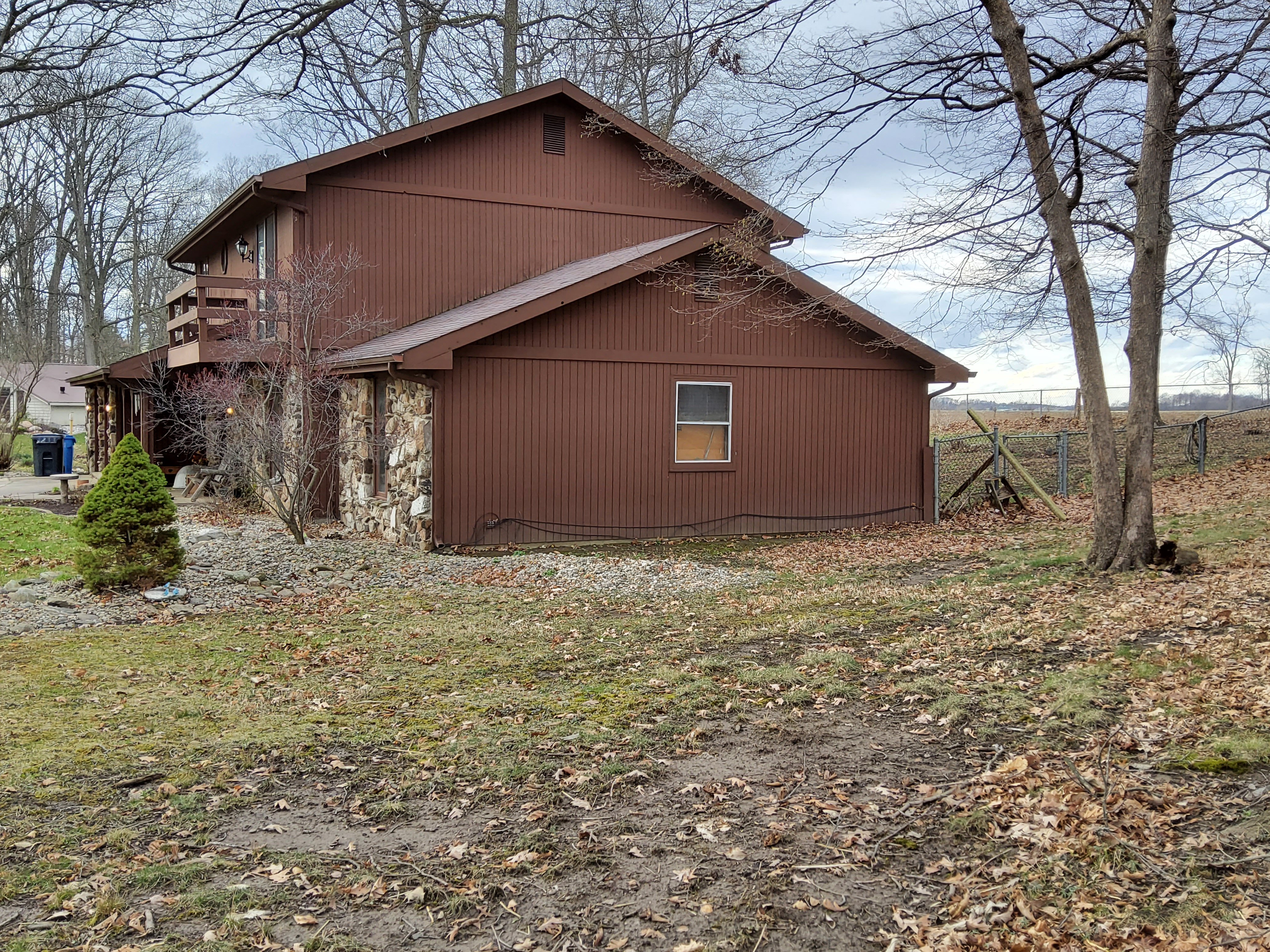 Property photo 5 - REAL ESTATE AUCTION - 2+/- ACRES OFFERED IN 1 TRACT IN WHITLEY COUNTY, INDIANA