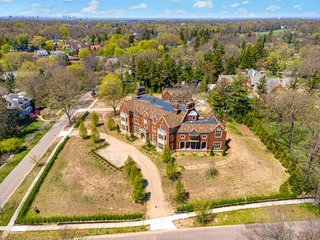 Property photo 7 - 31,192 SQ. FT. HISTORIC DETROIT RESIDENCE - THE BISHOP MANSION - SEALED BID AUCTION IN WAYNE COUNTY, MICHIGAN
