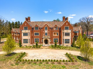 Property photo 9 - 31,192 SQ. FT. HISTORIC DETROIT RESIDENCE - THE BISHOP MANSION - SEALED BID AUCTION IN WAYNE COUNTY, MICHIGAN