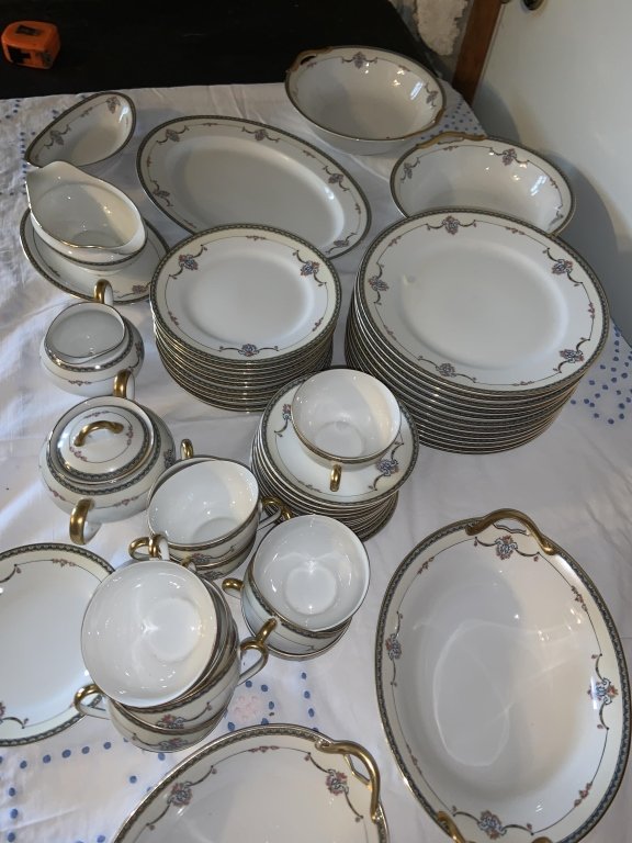 Property photo 12 - TIMED ONLINE ONLY PERSONAL PROPERTY AUCTION IN ALLEN COUNTY, INDIANA