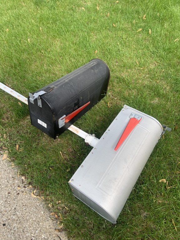 Property photo 109 - TIMED ONLINE ONLY PERSONAL PROPERTY AUCTION IN ALLEN COUNTY, INDIANA