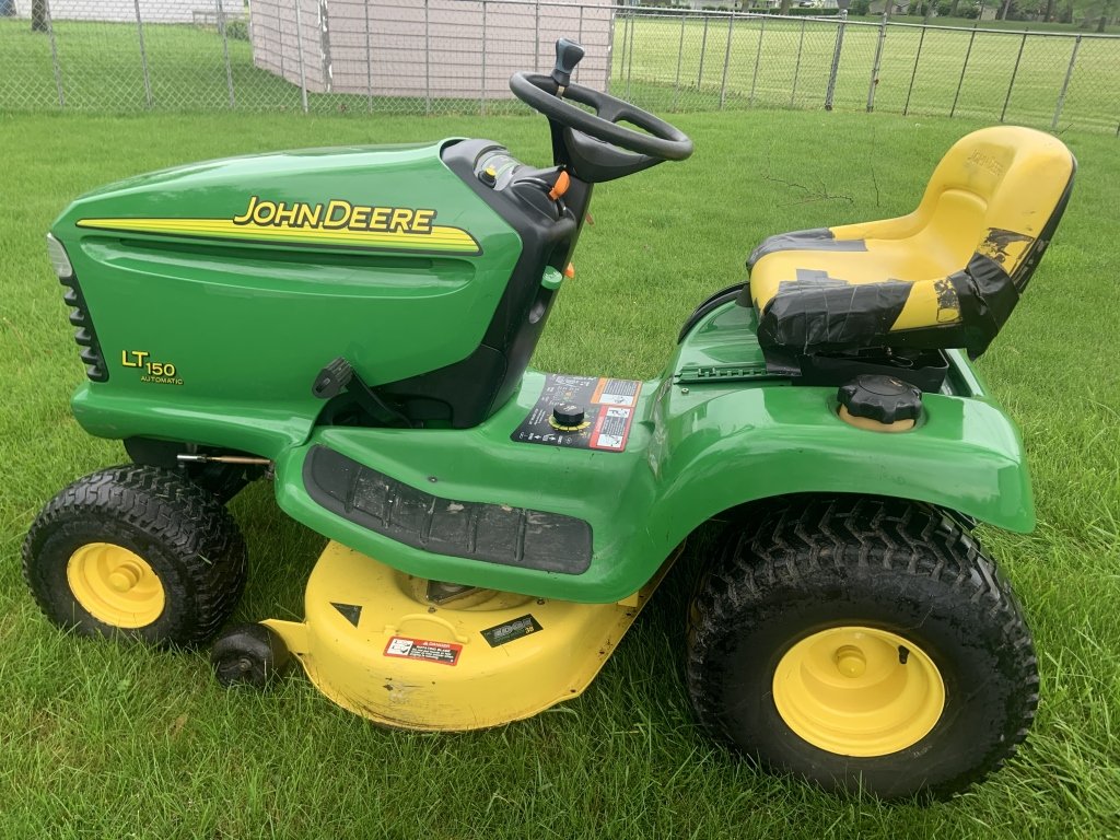 Property photo 122 - TIMED ONLINE ONLY PERSONAL PROPERTY AUCTION IN ALLEN COUNTY, INDIANA